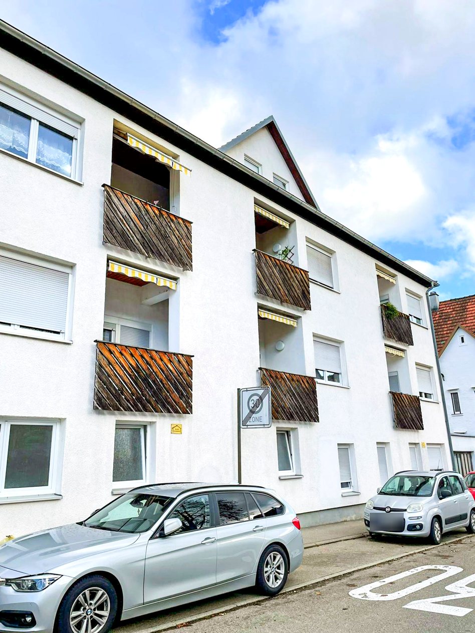 Mehrfamilienhaus in Albstadt mit Holzbalkonen